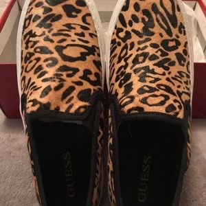 Guess leopard Mohawk leopard. Wore one time 5.5